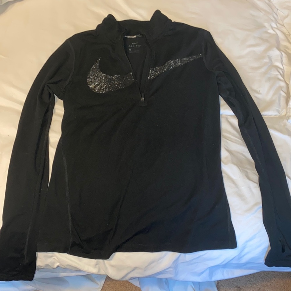 Long sleeve black Nike quarter zip size small.